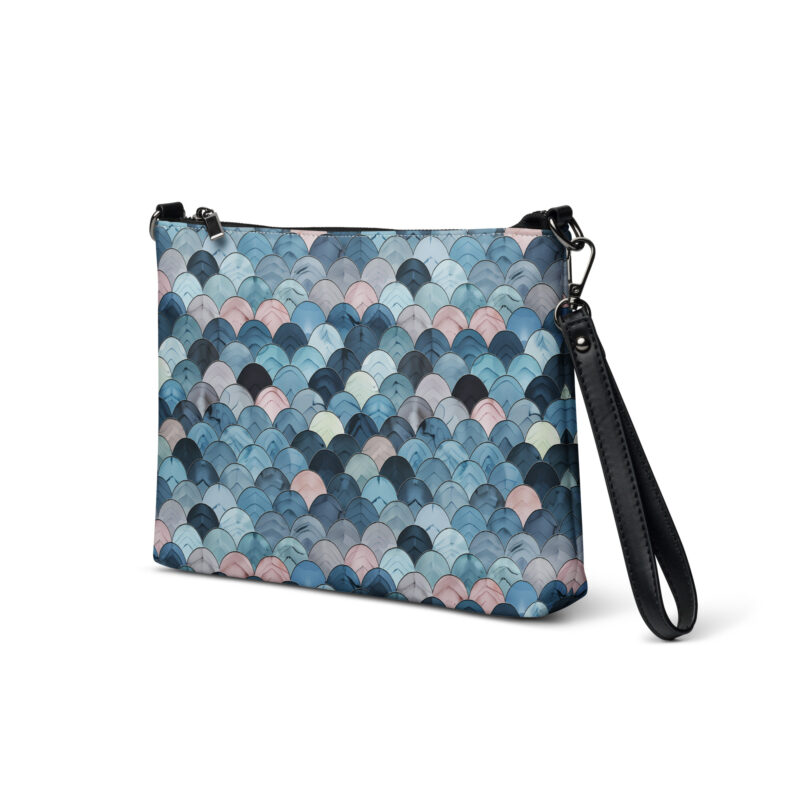 A crossbody bag women with ocean colors.
