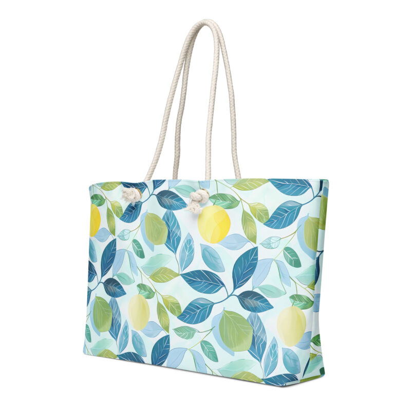 Weekender bag with a lemon design