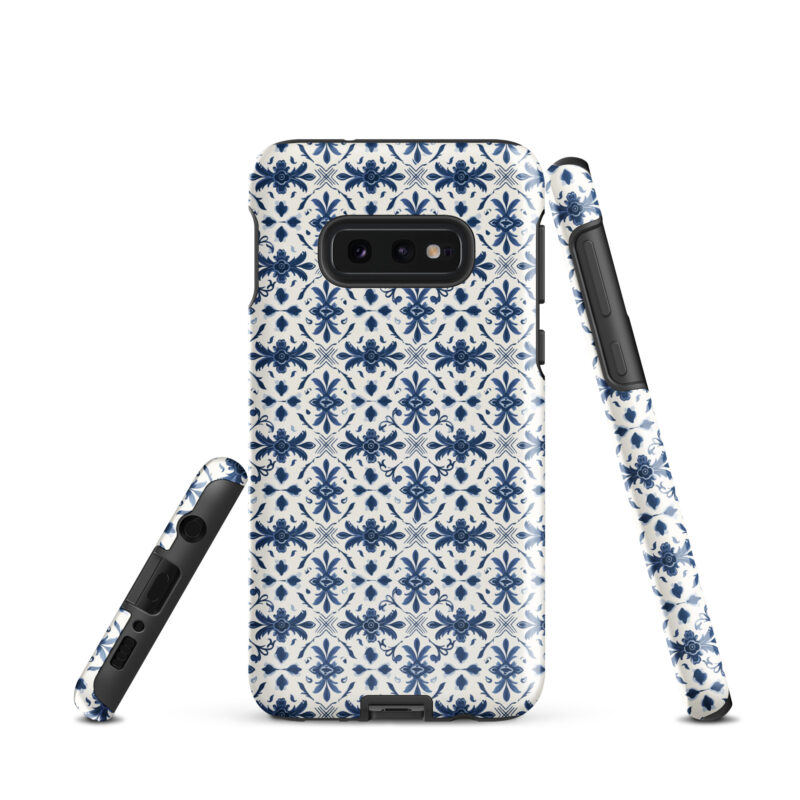 samsung-galaxy-s10e. Samsung phone case with chic azulejo design.