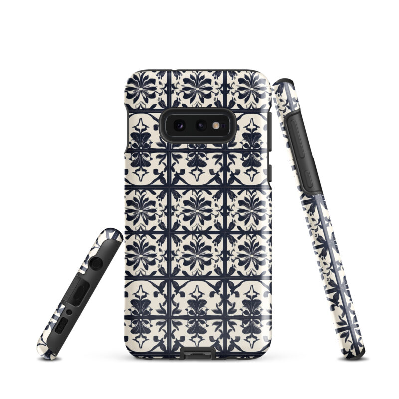 samsung-galaxy-s10e. Samsung phone case. Cute phone cases with chic bloom tile design.