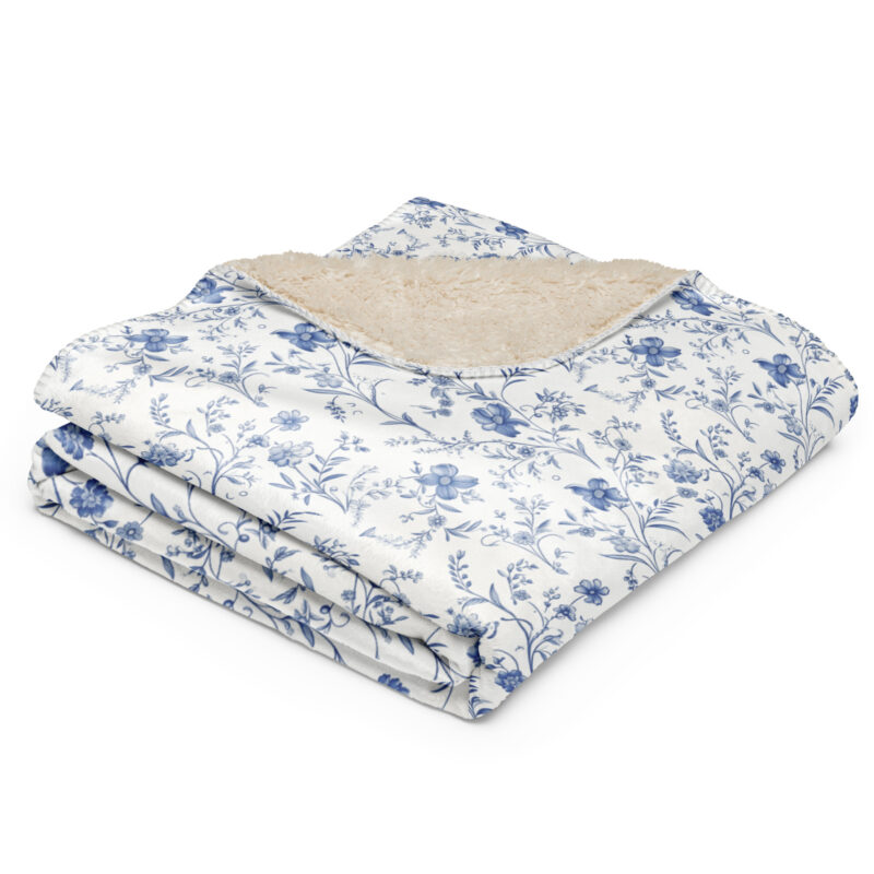 French Floral Charm – Sherpa Throw Blanket | Cozy Fleece Throw